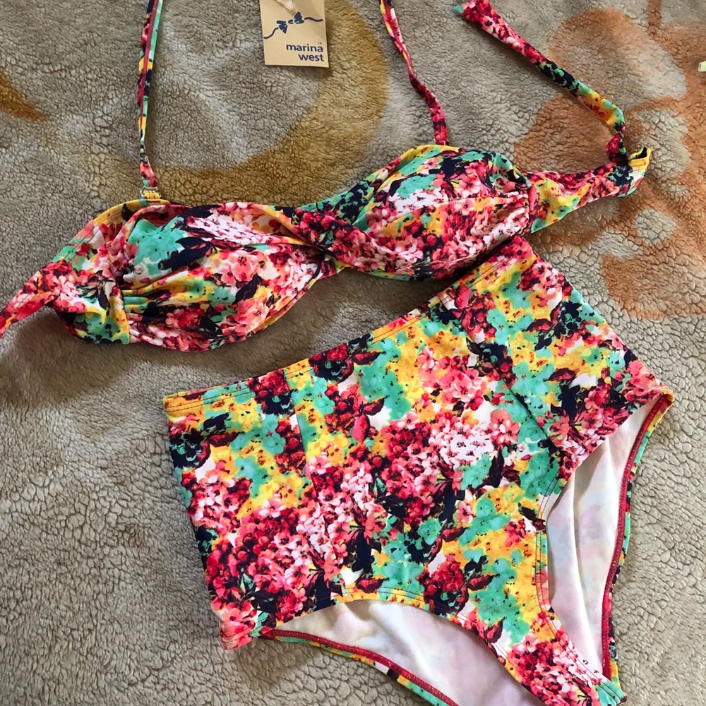 2pieces swimwear